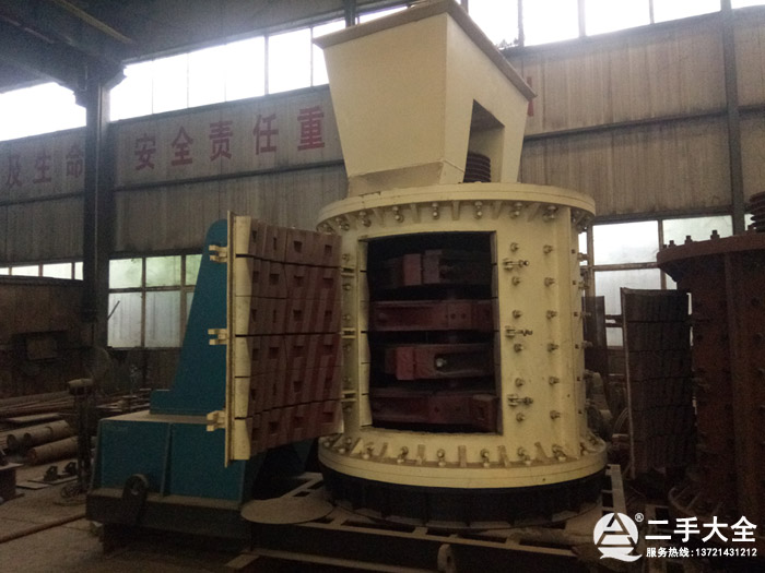 1750立式板錘制砂機 1750立式板錘制砂機