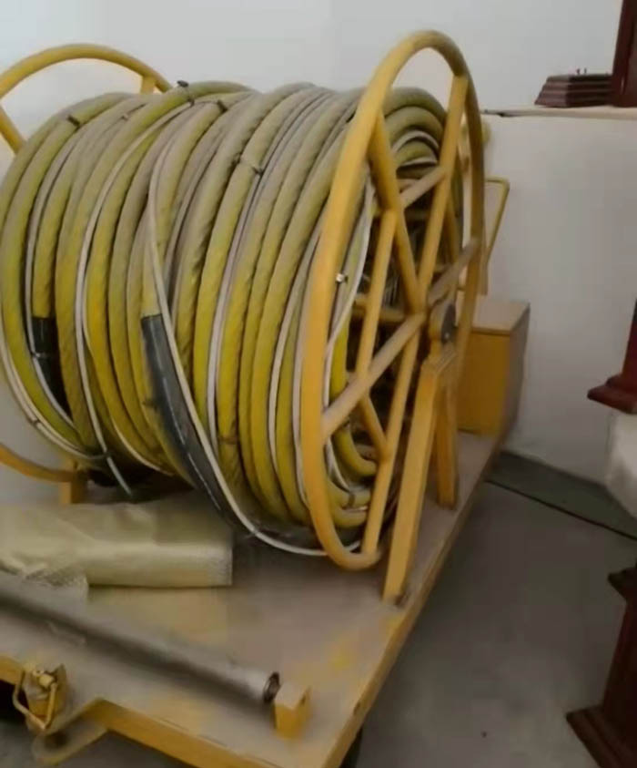 �C(j��)���U�f���Y